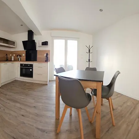 Villa-appartement De 65 M2 A